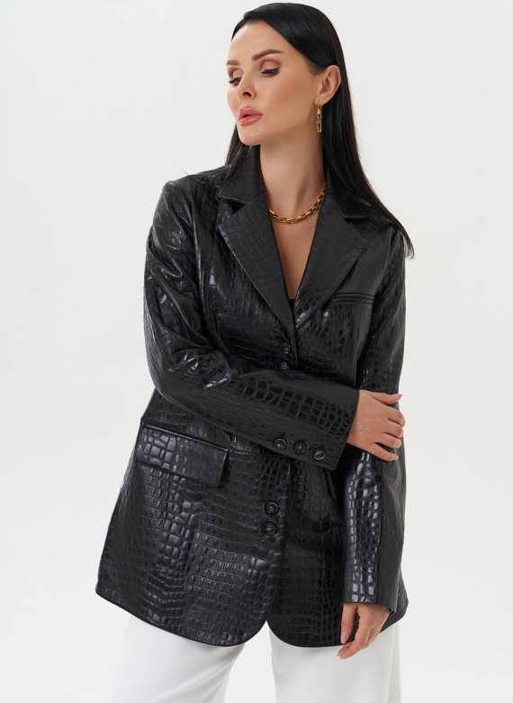 Жакет из натуральной кожи черного цвета