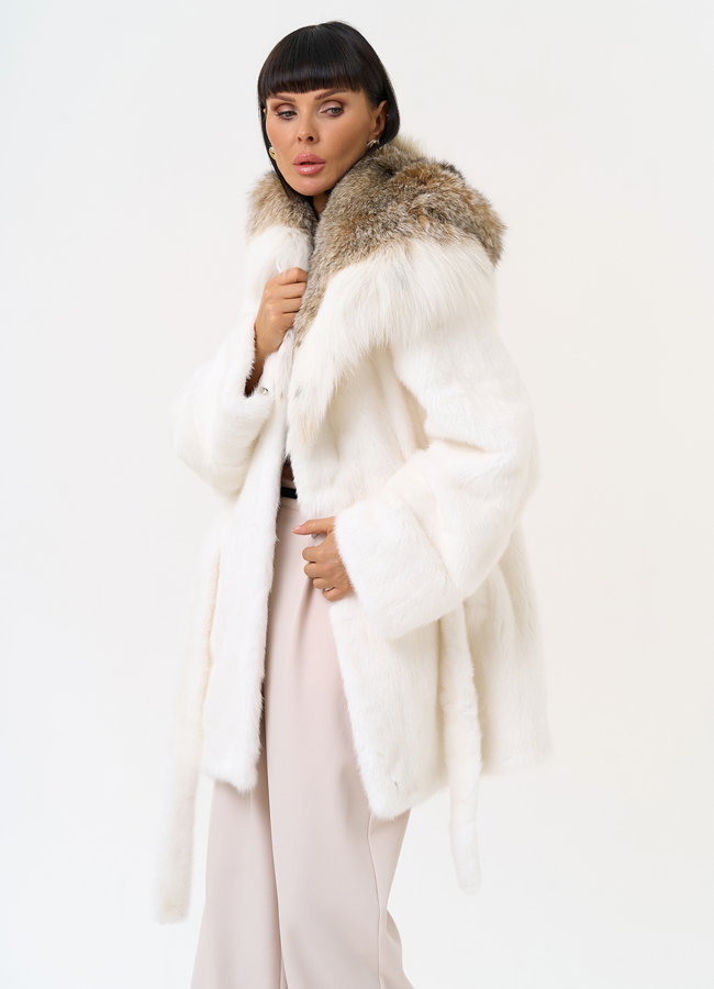 Женская шуба из меха норки с капюшоном из меха рыси модель № 31375 универмаг малина