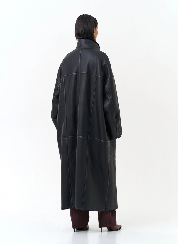 Женская двухсторонняя дубленка оверсайз фото