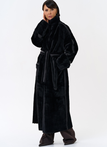 Женская двухсторонняя дубленка с воротником стойкой