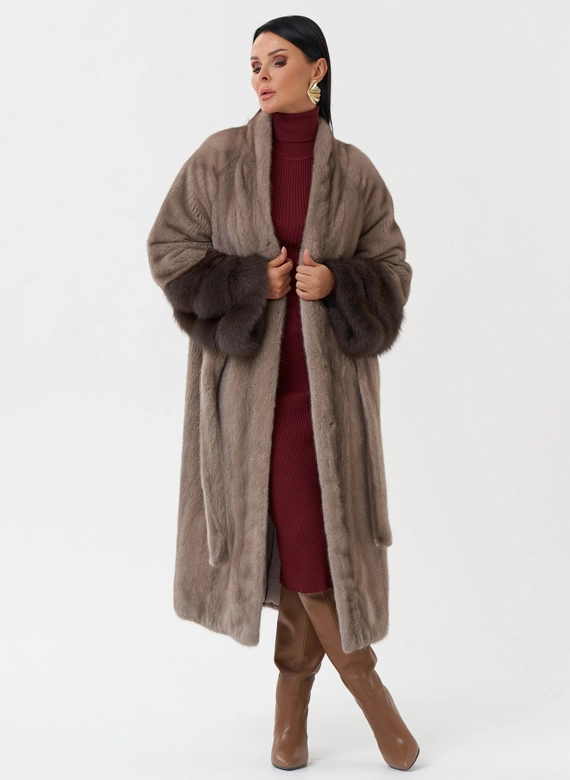 Шуба из меха скандинавской норки
