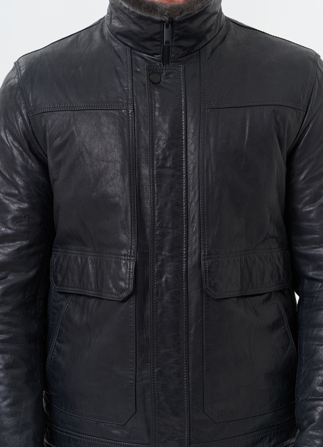 Куртка из натуральной кожи с отделкой из мутона модель № 28949 в рассрочку