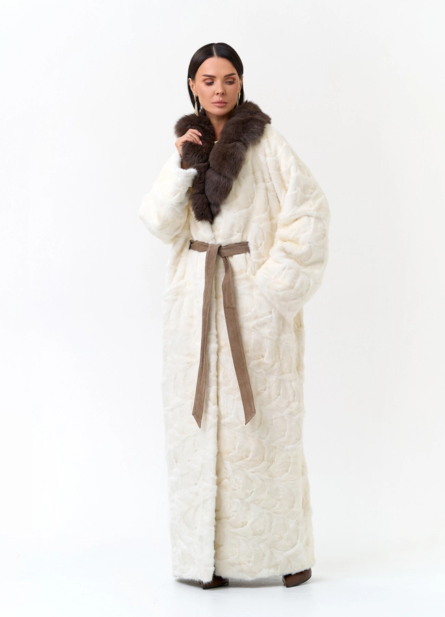 Длинная шуба с воротником из меха песца модель № 33824 универмаг малина