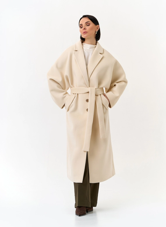 Женское свободное пальто с поясом