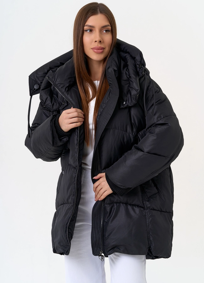 Женский пуховик черного цвета с капюшоном модель № 31592 универмаг малина
