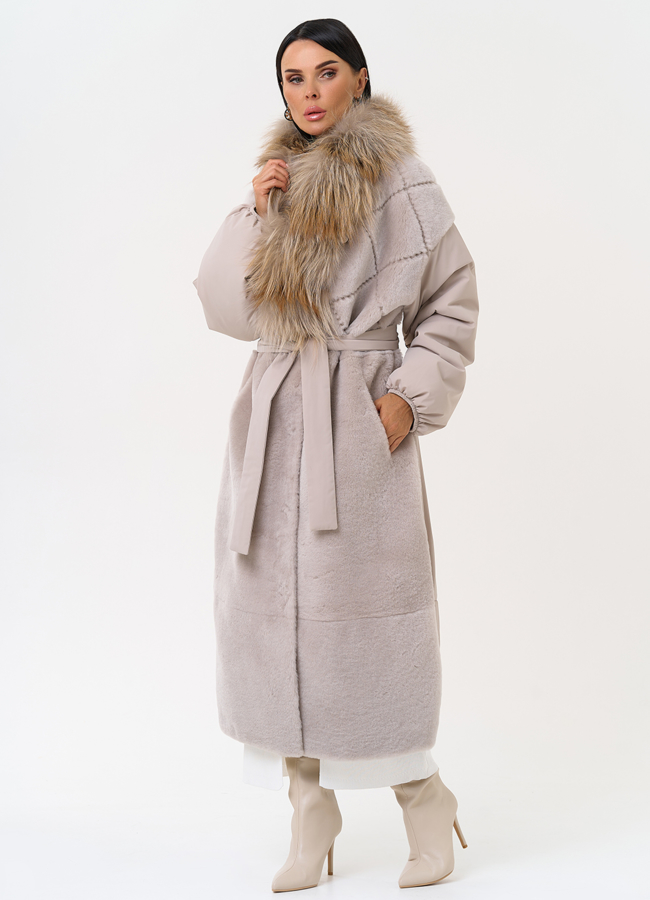 Комбинированное женское зимнее пальто с воротником из меха лисы модель № 31405 в рассрочку